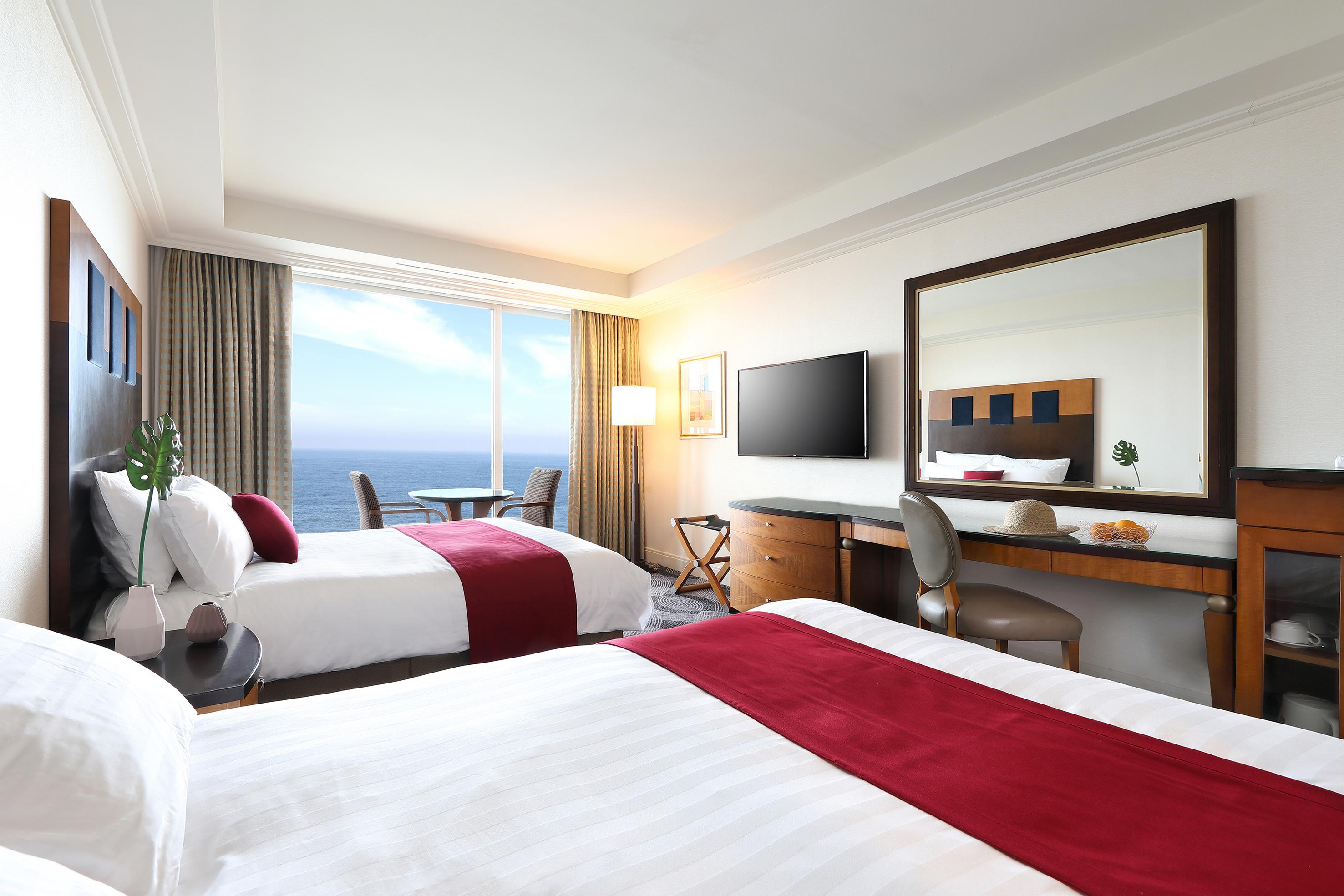 מלון Ramada Plaza By Wyndham Jeju Ocean Front מראה חיצוני תמונה Deluxe Ocean View